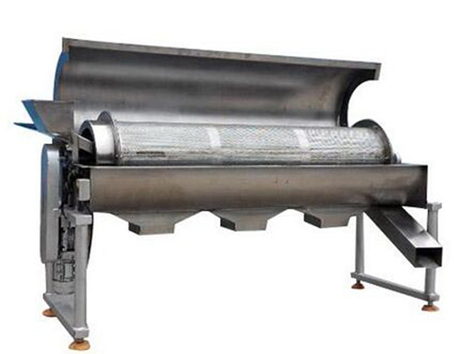 棒條式滾筒篩分級處理的一種篩分設(shè)備